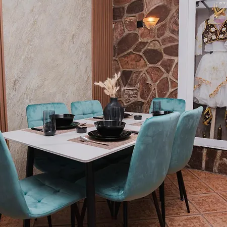 Apartment Via Albania - Myslym Shyri *